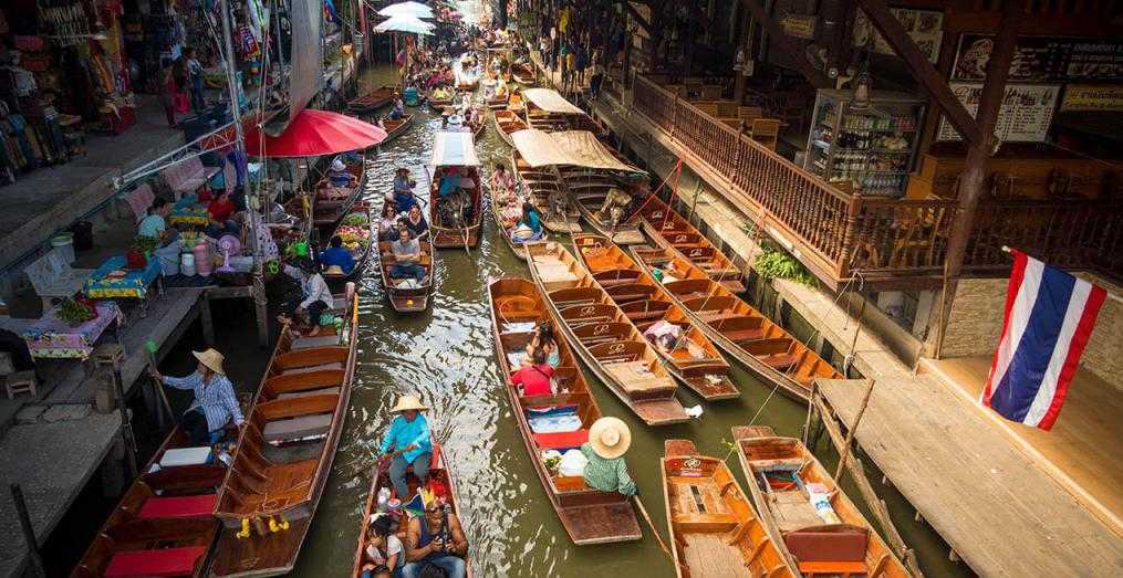Красивый рынок Бангкока