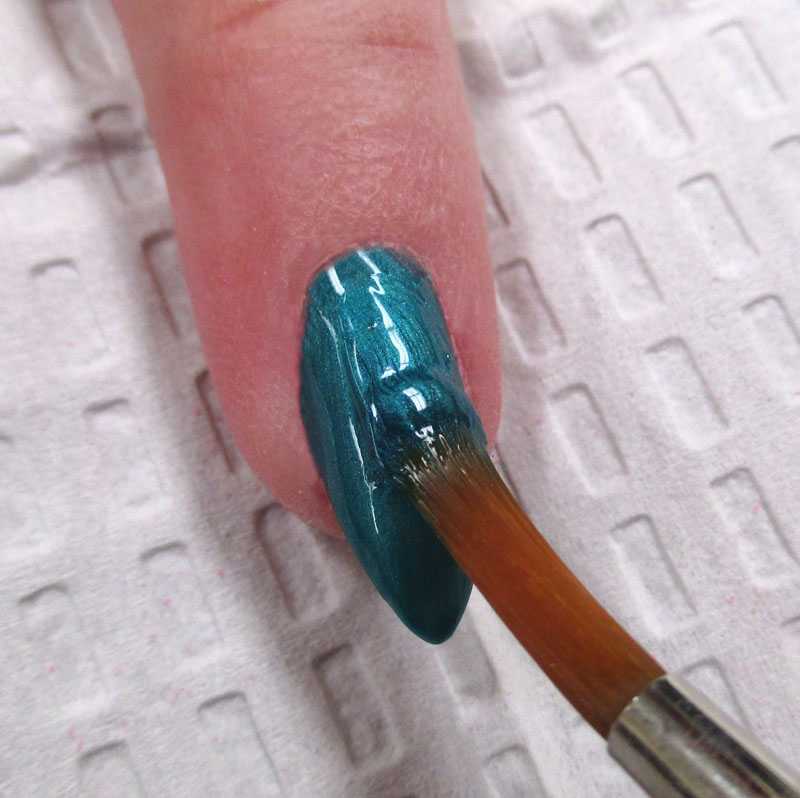 как красить ногти