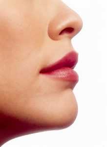 Как сделать меньше нос с помощью макияжа
