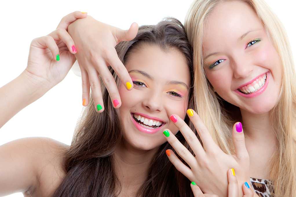 маникюр на короткие ногти для подростков