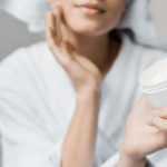 Очищающий крем для лица: обзор популярных марок, особенности применения
